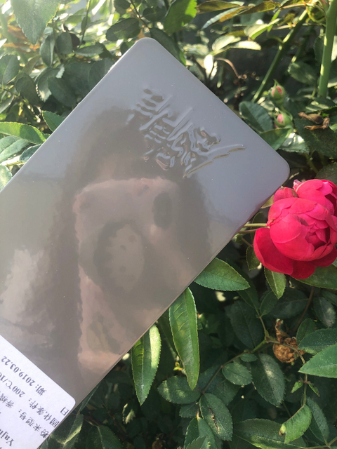 طلاء مسحوق نقل الحرارة دهان رش إلكتروستاتيكي طلاء مسحوق هيماتي تأثير المرآة تأثير فائق اللمعان 500٪ معطف شفاف سعر طلاء مسحوق الكروم