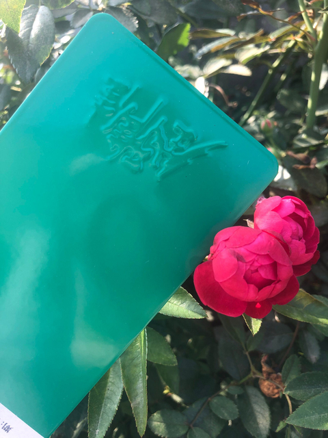 طلاء مسحوق بوليستر نقي عالي اللمعان Ral 6018 طلاء مسحوق اللون الأخضر عالي اللمعان للاستخدام الخارجي للآلات